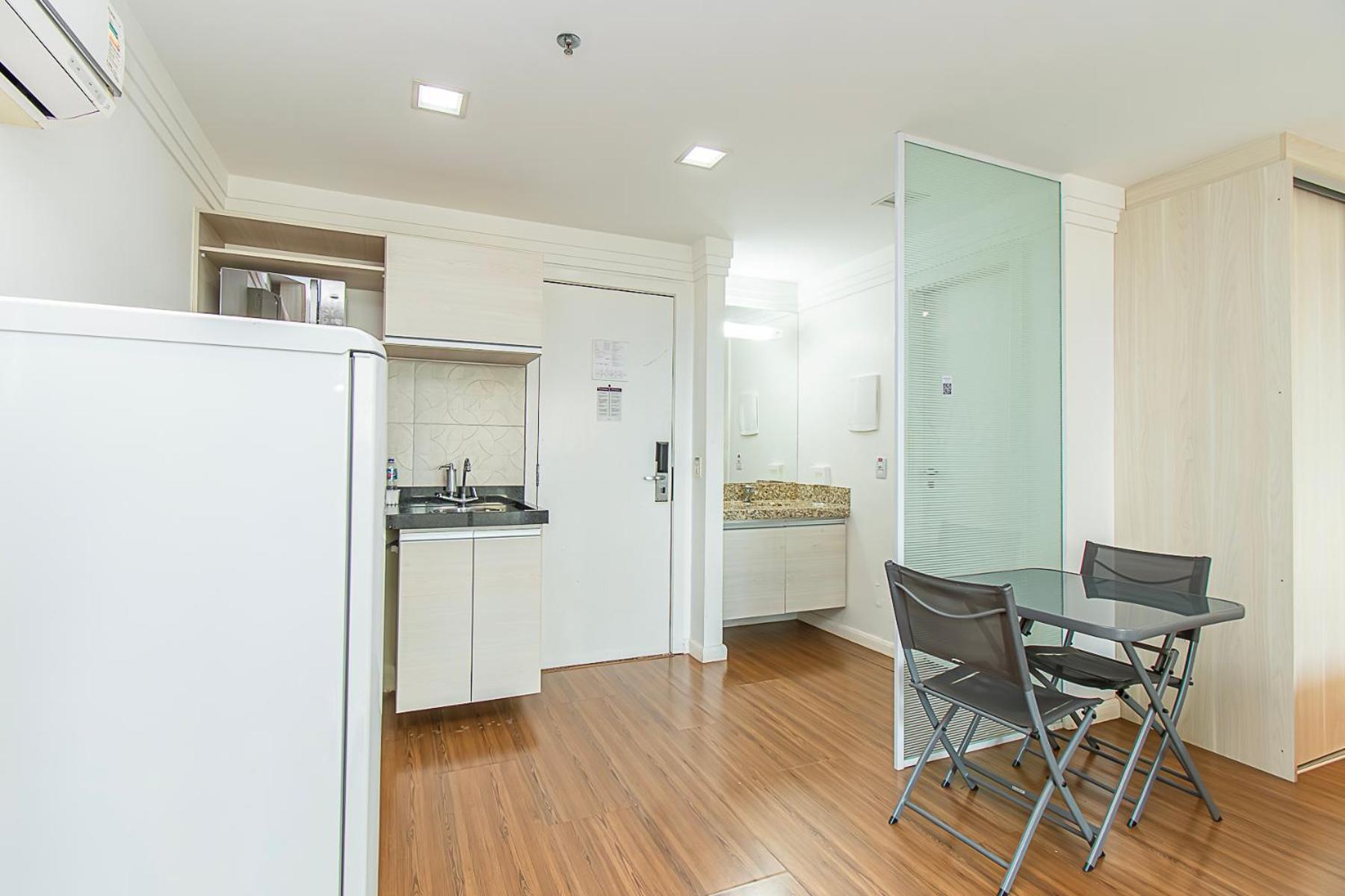Mercure Diaria Brasil 61556 Apartment